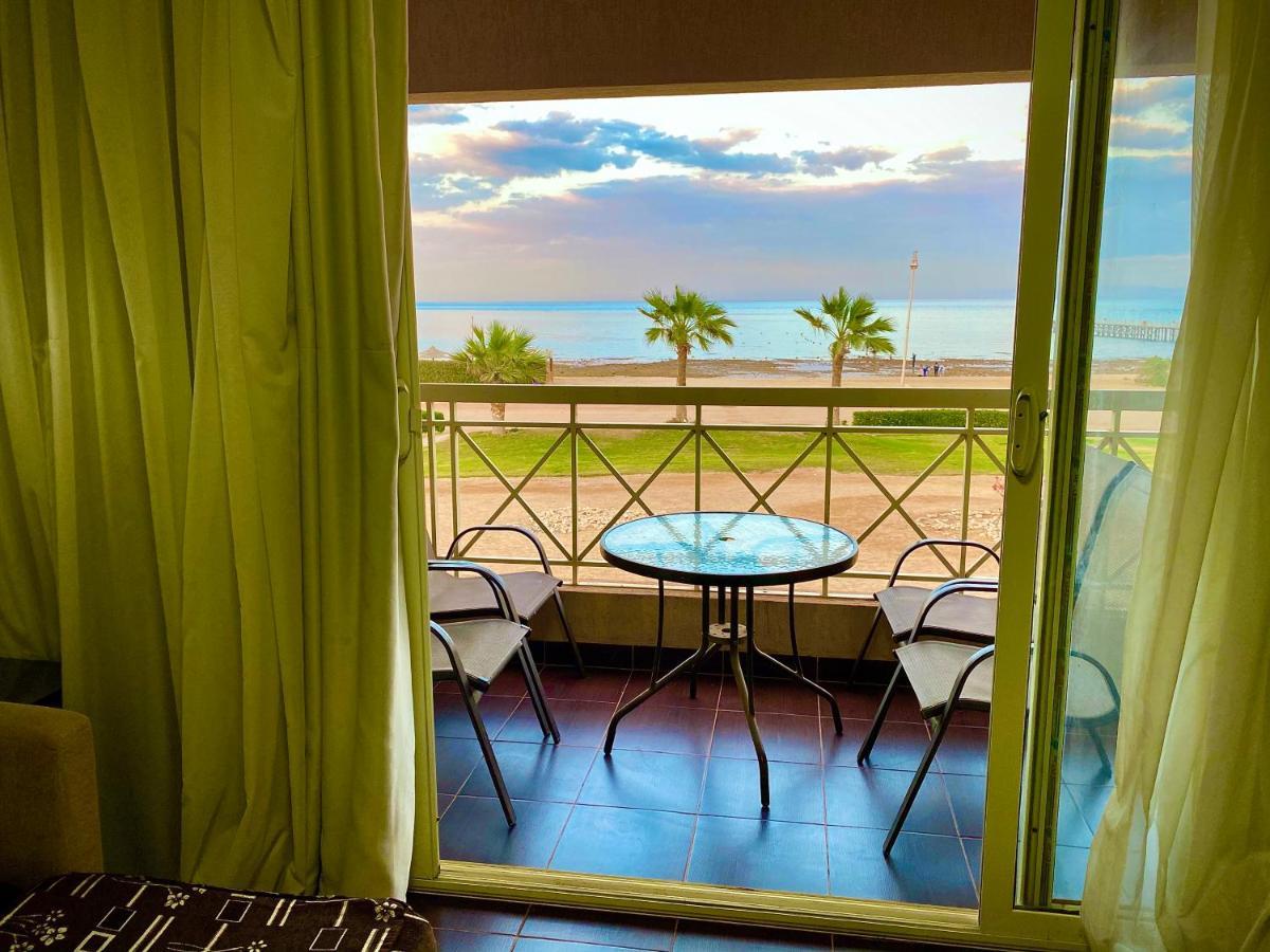 Porto South Beach Royal Sea View Families صف اول بحر مباشر Ain Sukhna Exterior foto