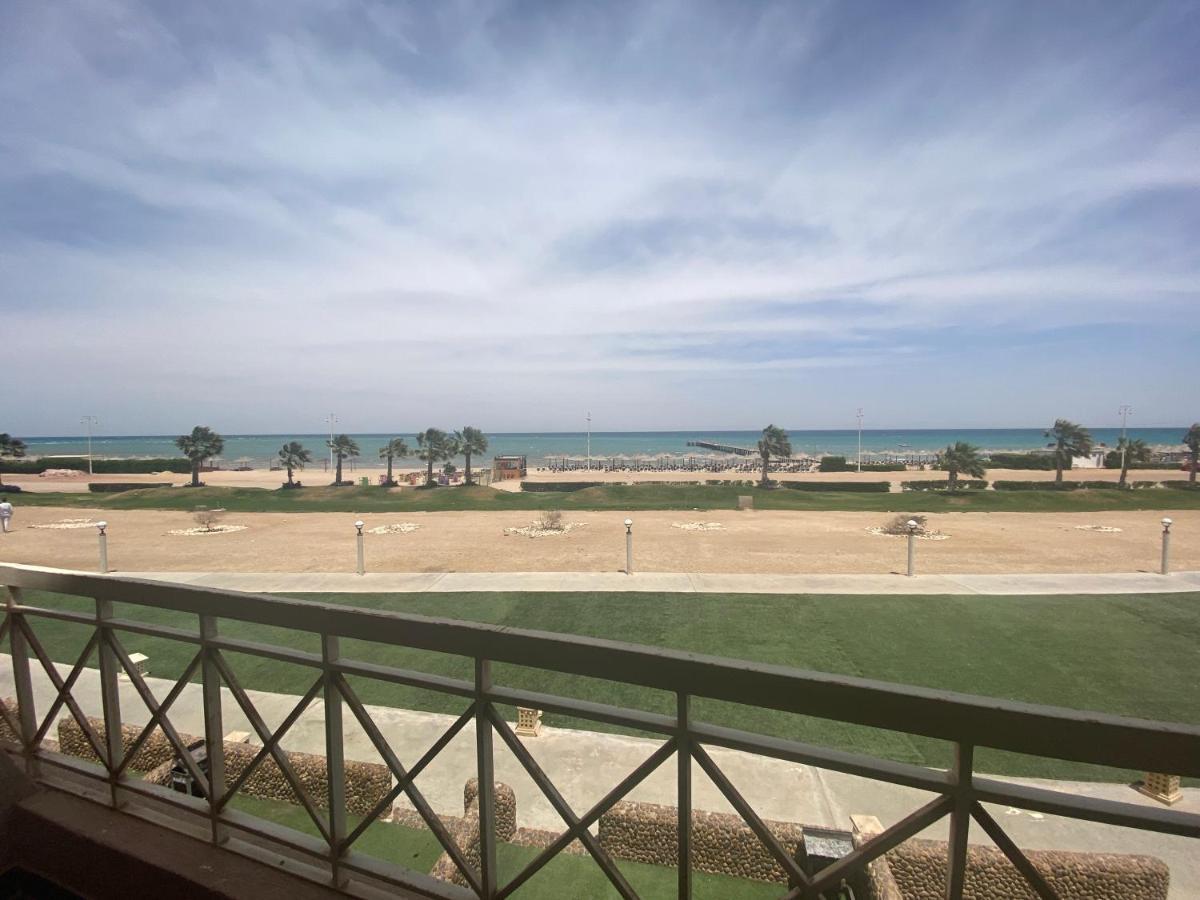 Porto South Beach Royal Sea View Families صف اول بحر مباشر Ain Sukhna Exterior foto